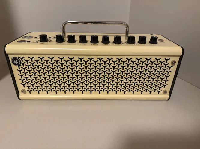Amplificador Guitarra Yamaha THR10II - Na garantia 
