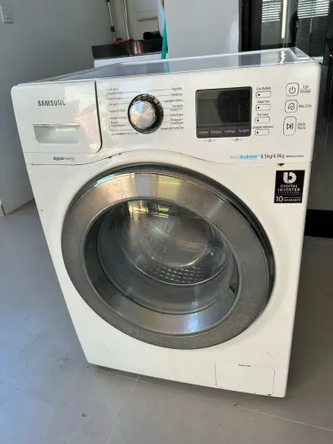 Máquina Samsung lava e seca