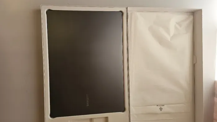 Samsung Galaxy Book4 Ultra (Core Ultra 7, 32GB RAM, 1TB SSD) - Impecável