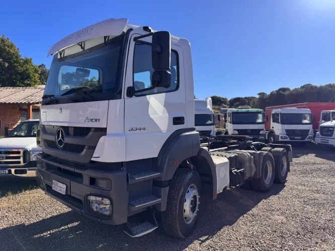 Axor 3344 ano 2020