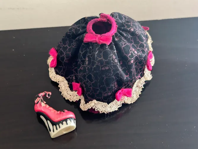 Monster high saia draculaura 1600