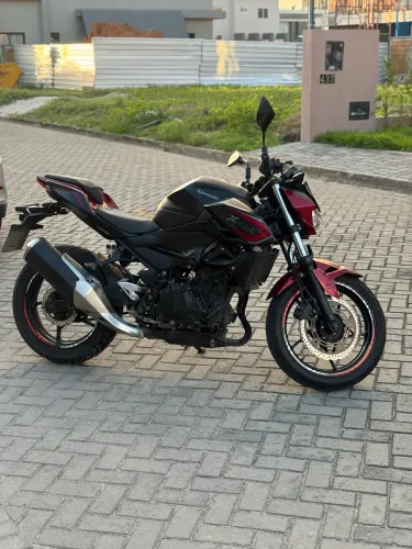Kawasaki Z400