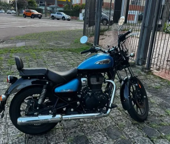 ROYAL ENFIELD METEOR SUPERNOVA 2023