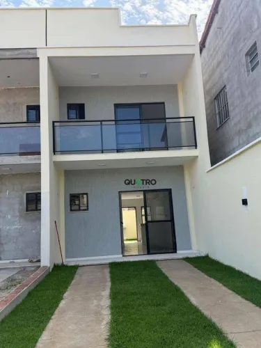 Casa duplex com 3 quartos, sendo 2 suites com varandas à venda, 106 m² por R$ 345.000 - Pa