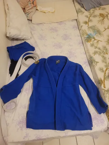 Kimono in the guard jiu-jitsu A1 com faixa pouco usado