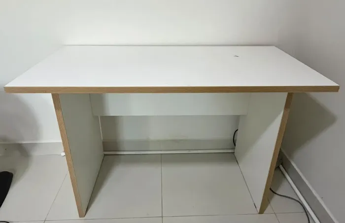 Mesa escrivaninha para escritório