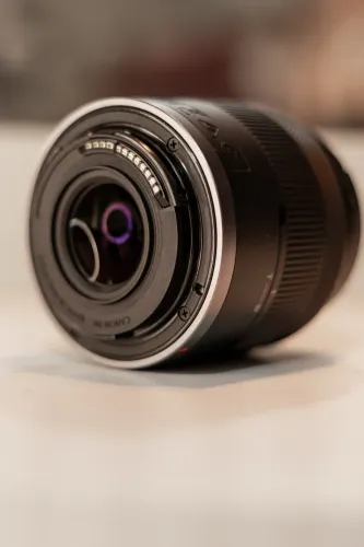 Lente canon 14 30mm f4 com power zoom