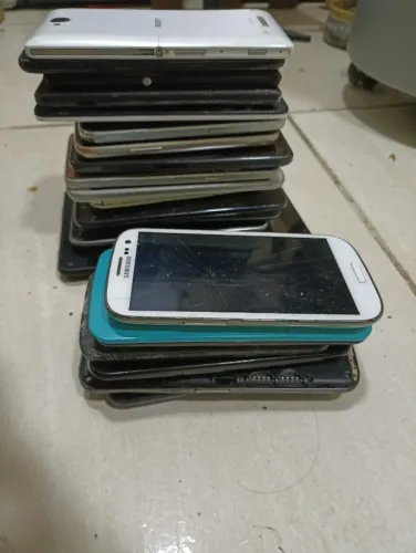 CELULARES PARA CONSERTO OU PEÇA