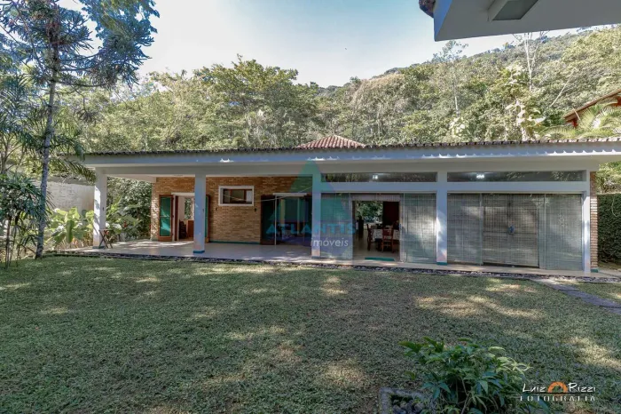 Casa com 5 quartos, Praia Vermelha do Sul, Ubatuba - R$ 2.6 mi, Cod: 2449