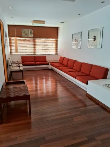 Sala comercial/ Escritório / Consultório Médico em frente ao Hospital Samaritano