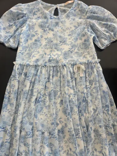Vestido azul menina
