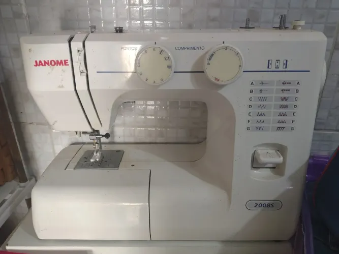 Máquina de costura janome *09 contato 