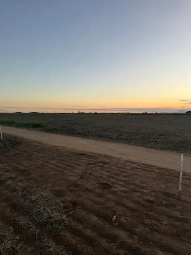 Vendo lotes a partir de 12 mil e 23 mil em Marataízes ES - Falésias CEL *