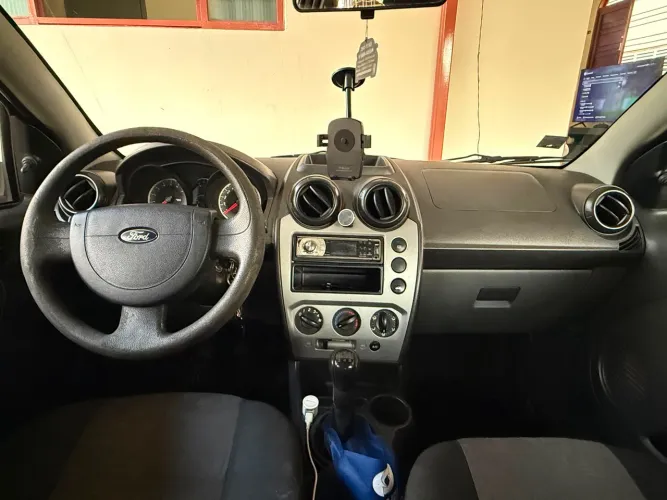 Ford Fiesta 1.0 8V Flex/class 1.0 8V Flex 5P 2011