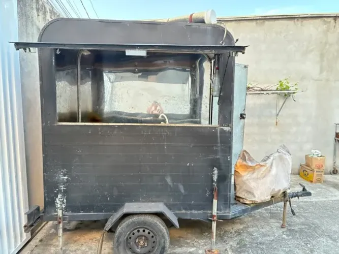 TRAILER PARA VENDA DE PASTEL - 2012 + EQUIPAMENTOS