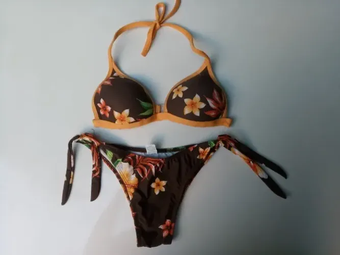 Biquíni com Bojo tamanho M