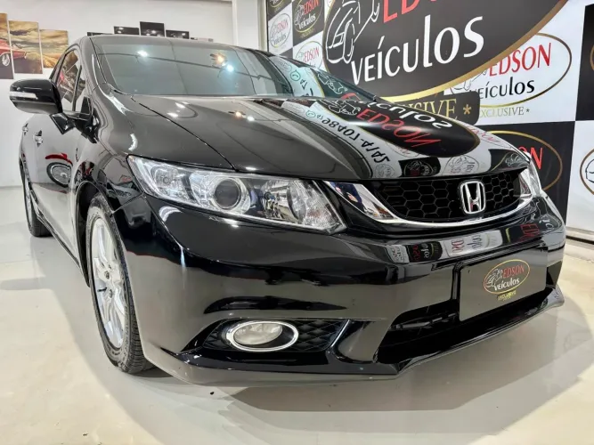 Honda Civic Sedan EXS 1.8/1.8 Flex 16V Aut. 4P 2013