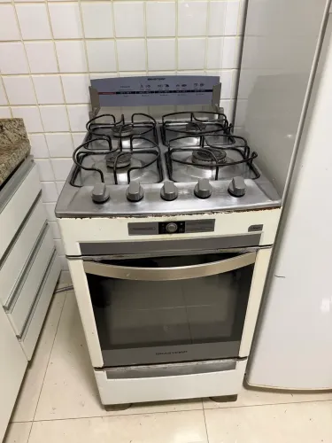 Fogão ótimo para uso ! 300,00