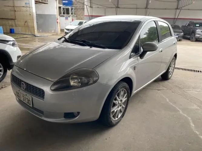 Fiat Punto Attractive Italia 1.4 F.flex 8V 5P 2012