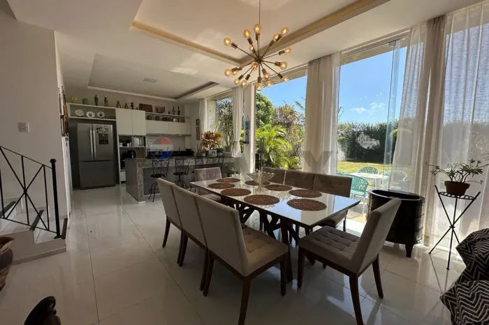 Casa Nova com Piscina e 477m² no Porto das Dunas