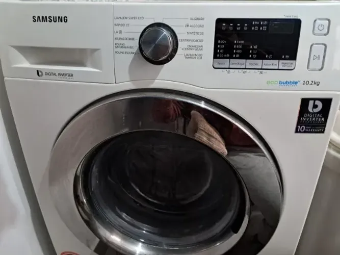 VENDO LAVAROUPA SAMGUNG ECO BUBLE 10.2 CONSERVADA, SEM FERRUGEM.