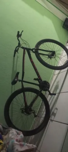 Bicicleta avance novinha nada pra fazer toda ok