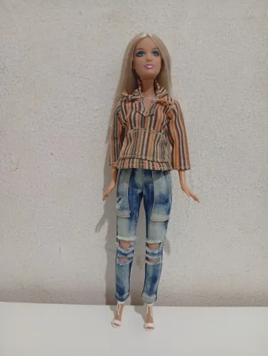 Boneca Barbie fashion fever 2007
