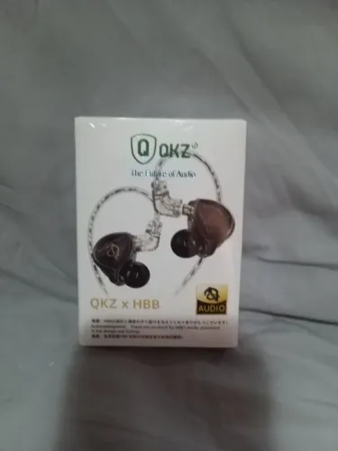 Fone QKZ x HBB, novo lacrado 
