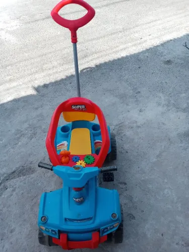 Carrinho de passeio para criança 