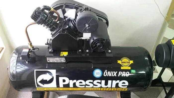 Compressor 20P 200L 140LBS Onix Pro c/motor Trif Pressure