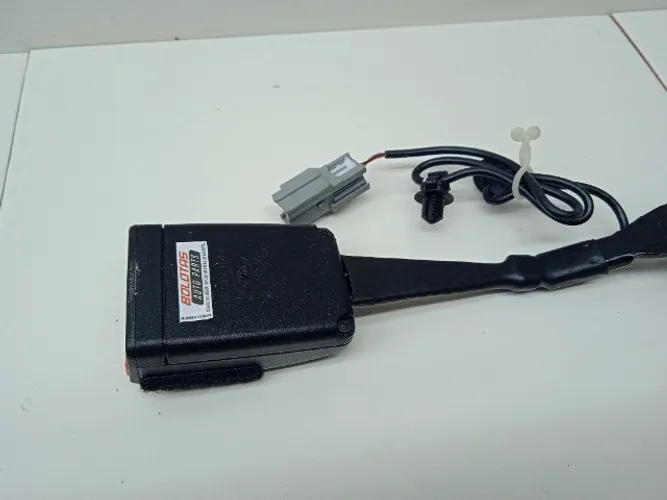 2567 Engate Cinto Segurança Traseiro com sensor Evoque 12 a 18