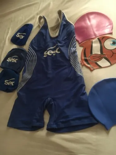 Maio do SESC hidroginástica gg e toucas para natac