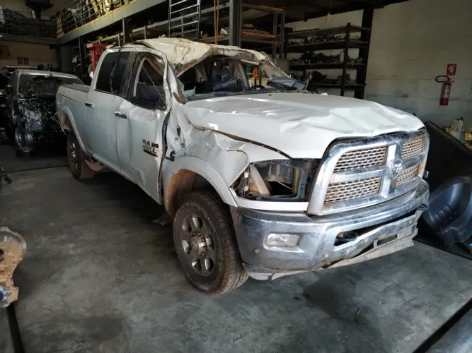 Sucata Baixada de Dodge RAM 2500 Laramie 2012