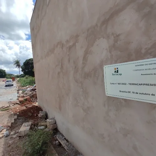 Lote 400 MTS com 10.53 MTS frente de rua 6 de vicente pires