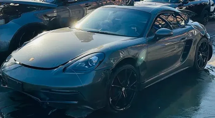 SUCATA PORSCHE 718 CAYMAN 2020/2020 2.0 300CV