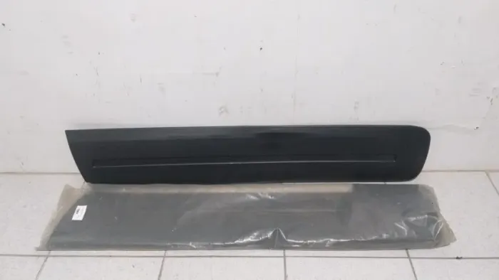 Friso Lateral Uno Vivace 2011 a  2017 Preto Original Novo