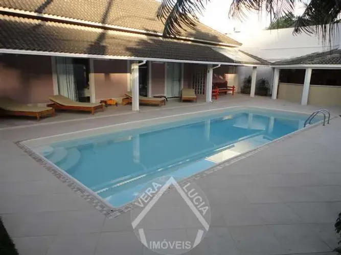 CONDOMÍNIO MARAMAR CASA LINEAR COM 4 QUARTOS