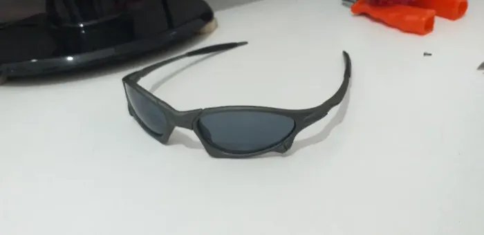 Oculos de Sol Steel Shade Novo!!