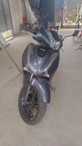 vendo está moto