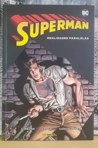 HQ Superman: Realidades Paralelas (Panini Comics)