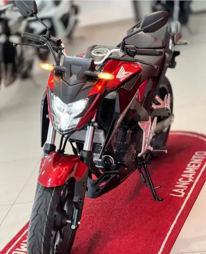HONDA CB 300 TWISTER MEGA OFERTA ENTRADA MÍNIMA OU ZEROOO