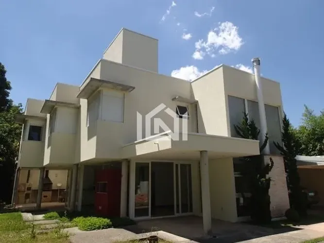 Casa à venda no condomínio Recanto Inpla