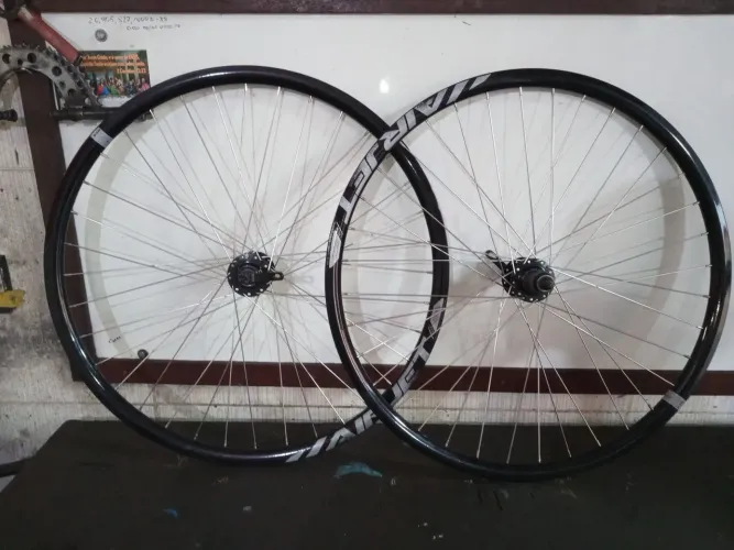 Rodas para speed e gravel rodas compáltivel  com tubeless! Produto novo!