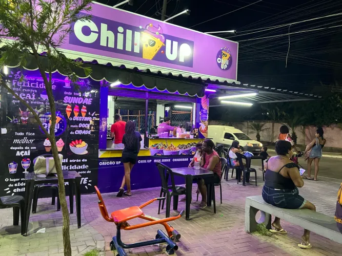 Passo sorveteria com tudo dentro