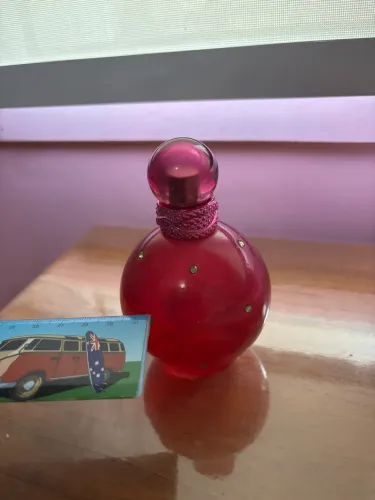 Perfume seminovo Fantasy - Britney Spears ?