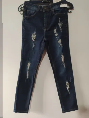 Calça jeans tamanho 34 NOVA