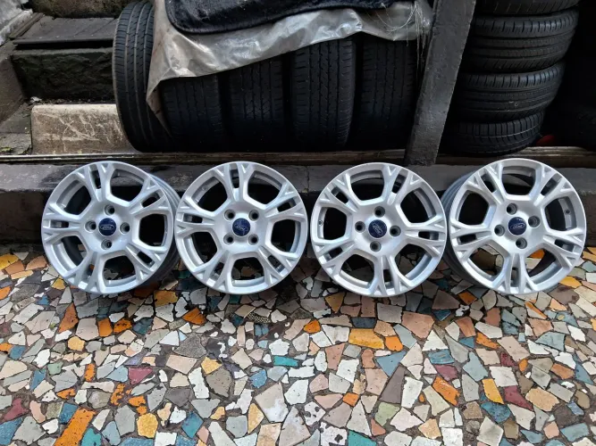 Jogo de rodas de liga leve aro 15/4 furos originais Ford Ka Fiesta New e outros 