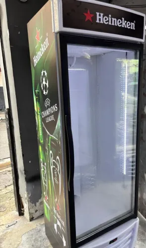 Cervejeira Expositora Vertical com Garantia