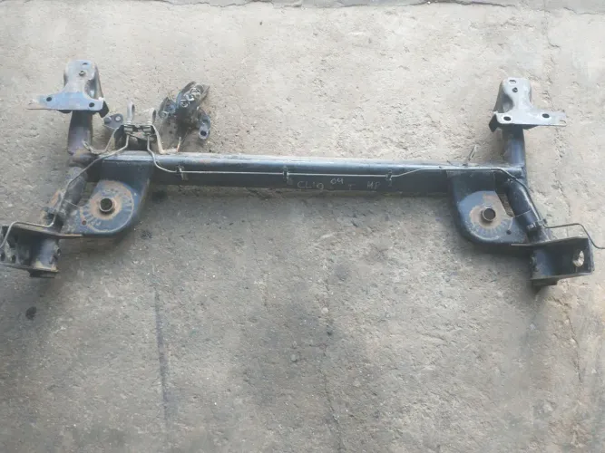 Eixo traseiro Renault Clio 2004  1.0 16v