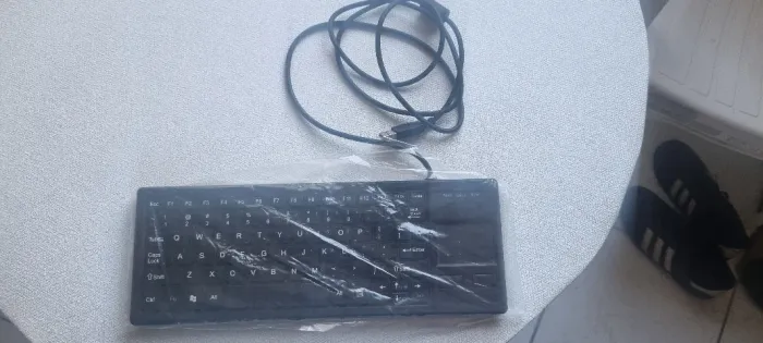 Teclado com touchpad